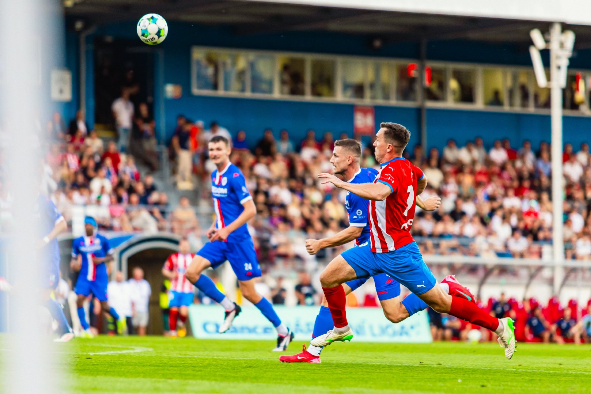 Brn�nsk� derby v�t�ze nepoznalo, Zbrojovka se s Artisem roze�la sm�rn�