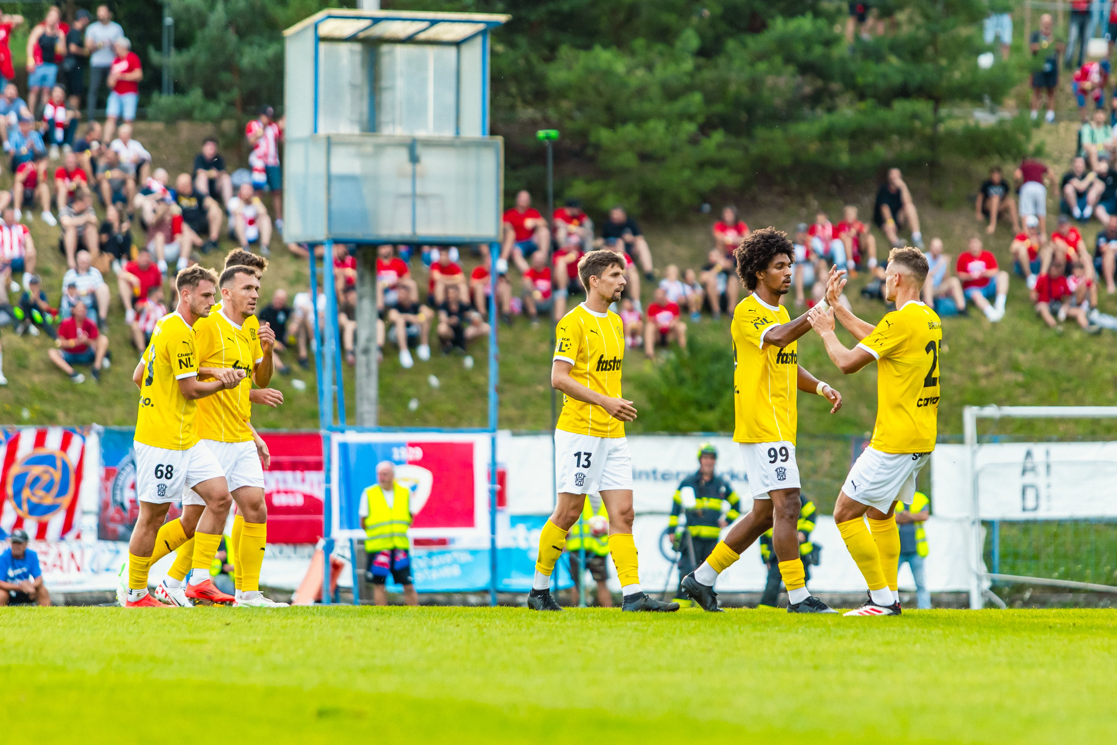 Zbrojovka po jasn� v�h�e v Bohunic�ch postupuje do 3. kola MOL Cupu