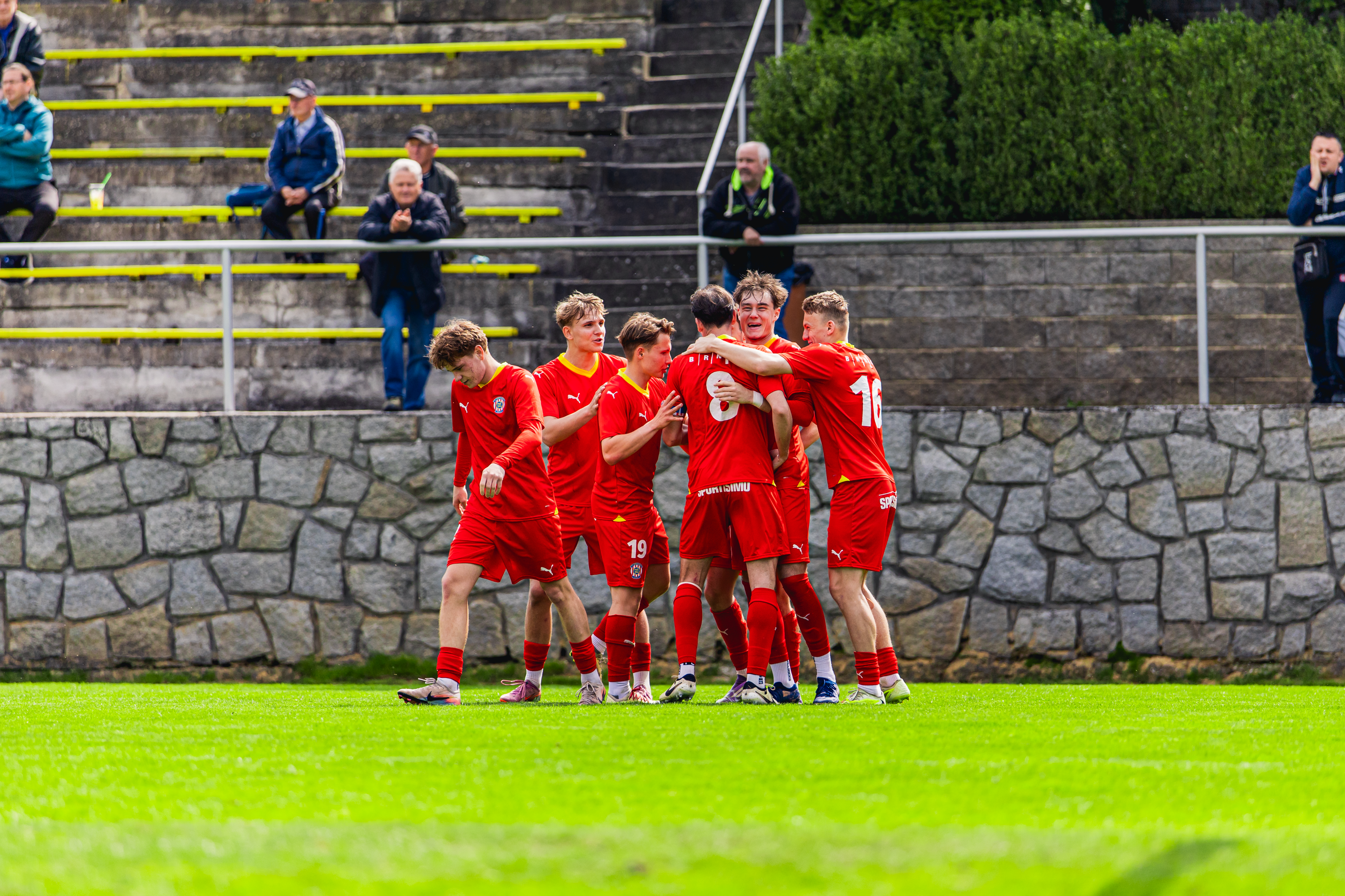 Rezerva ve vypjat�m souboji udolala l�dra tabulky z T�ince