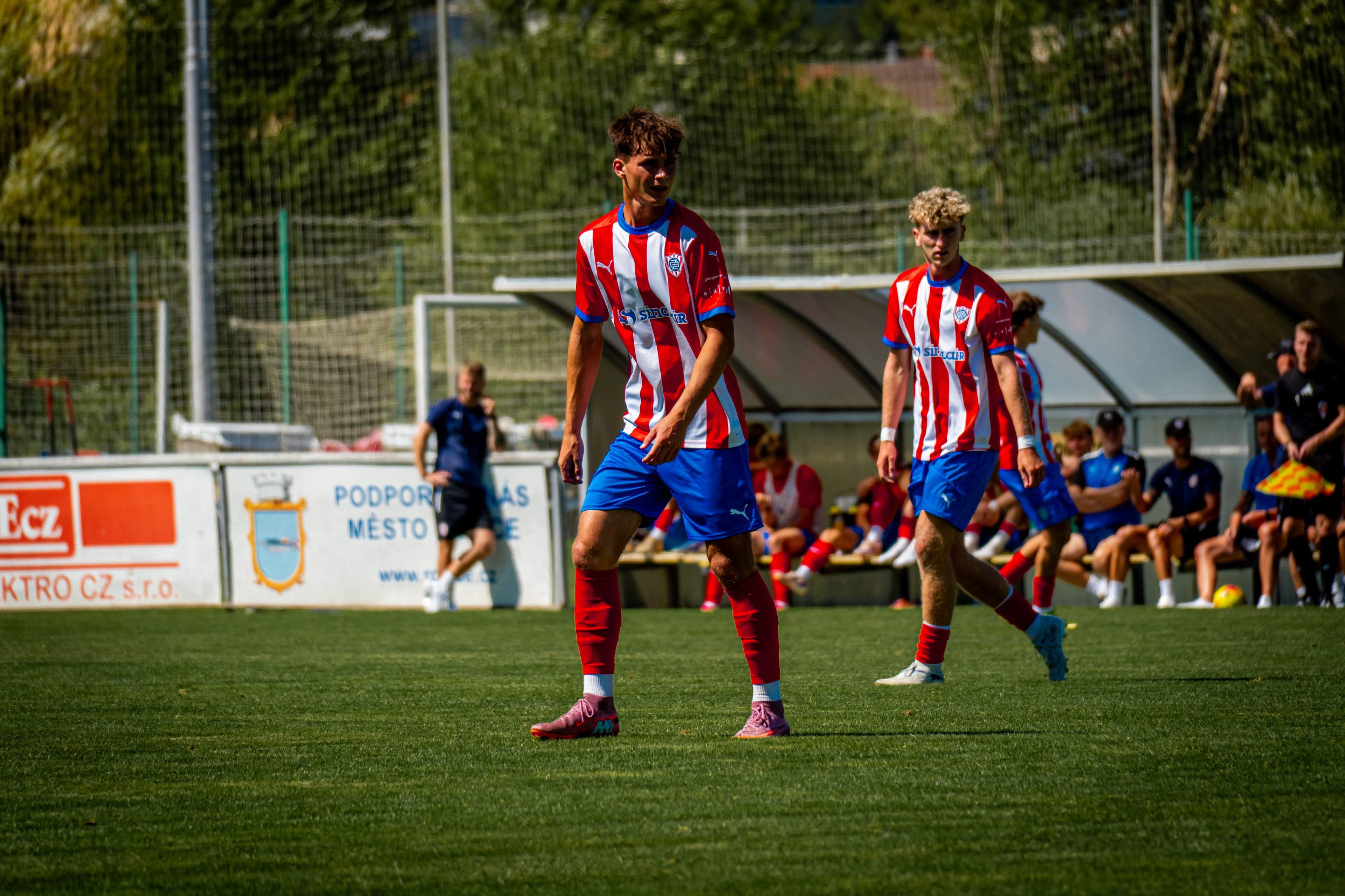 U19: Aktivita na body nesta�ila. V�padky v obran� trestal soupe�