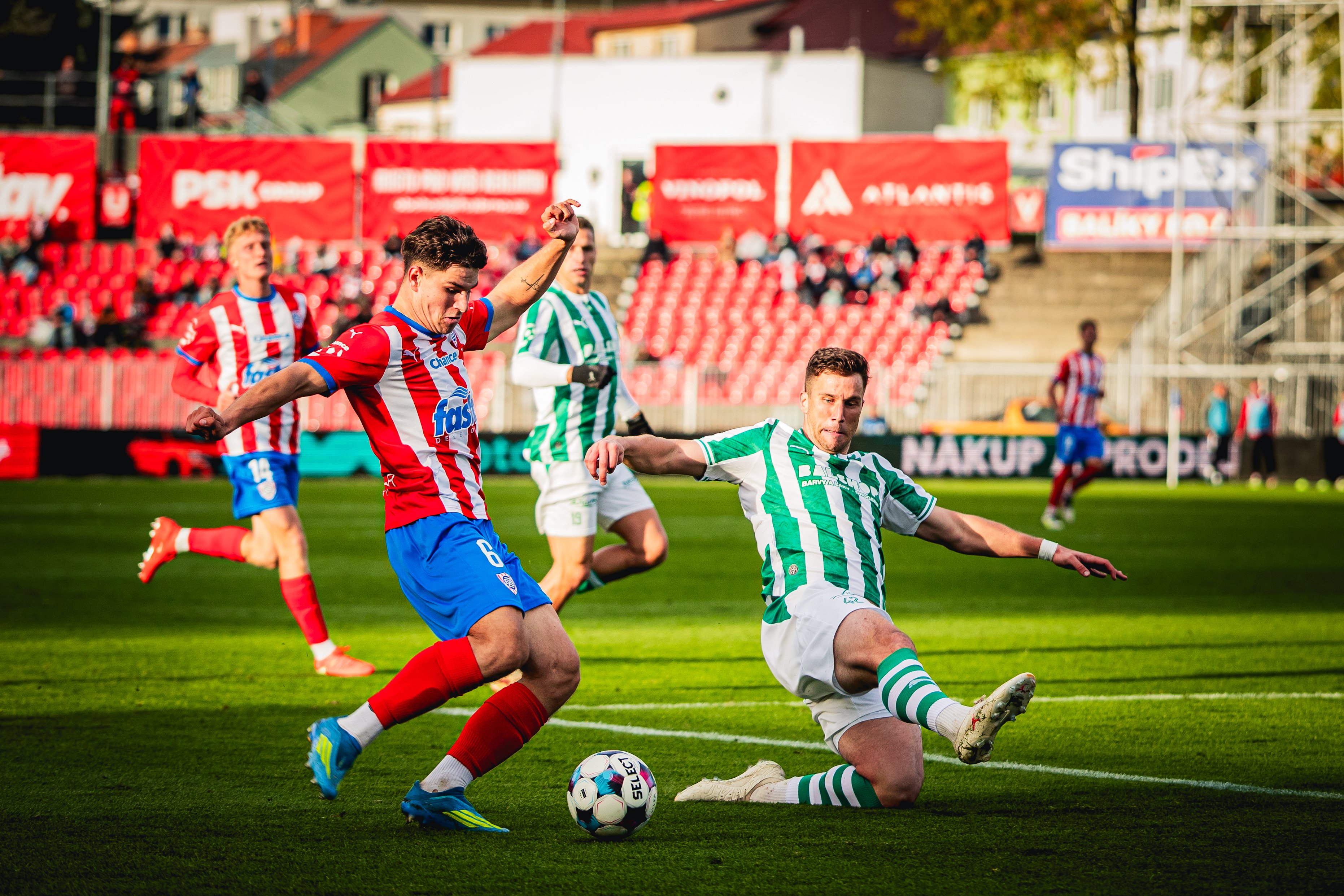 Par�dn� bitva v�t�ze nep�inesla, Zbrojovka s Bohemians remizovala
