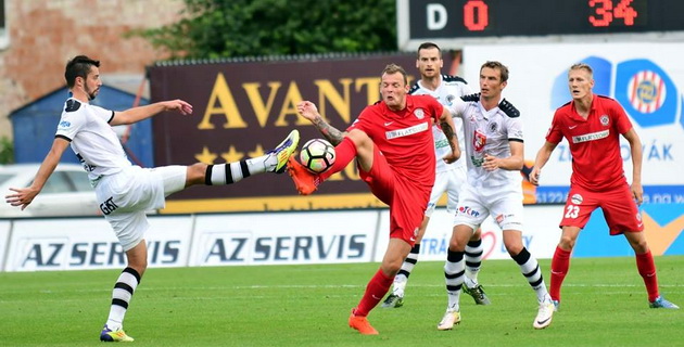 Zbrojovka v divok�m z�v�ru ztratila veden�. Hradec si odv�� bod