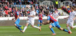 Senzace se nekon�, Plze� doma nep�ipustila drama a vyhr�la p�esv�d�iv� 4:1