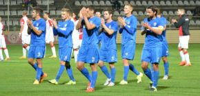 Zbrojovka udolala Krom��� a vybojovala postup