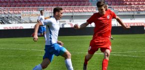S�rii souboj� se Zl�nem zavr�� juniorka