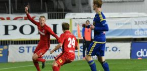 Doma se mus� vyhr�vat, mrzelo st�elce �kodu po rem�ze s Jihlavou