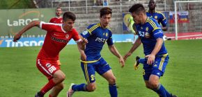 SOUHRN: Zbrojov�ci na hostov�n� - Vintrova st�eleck� s�rie nekon��