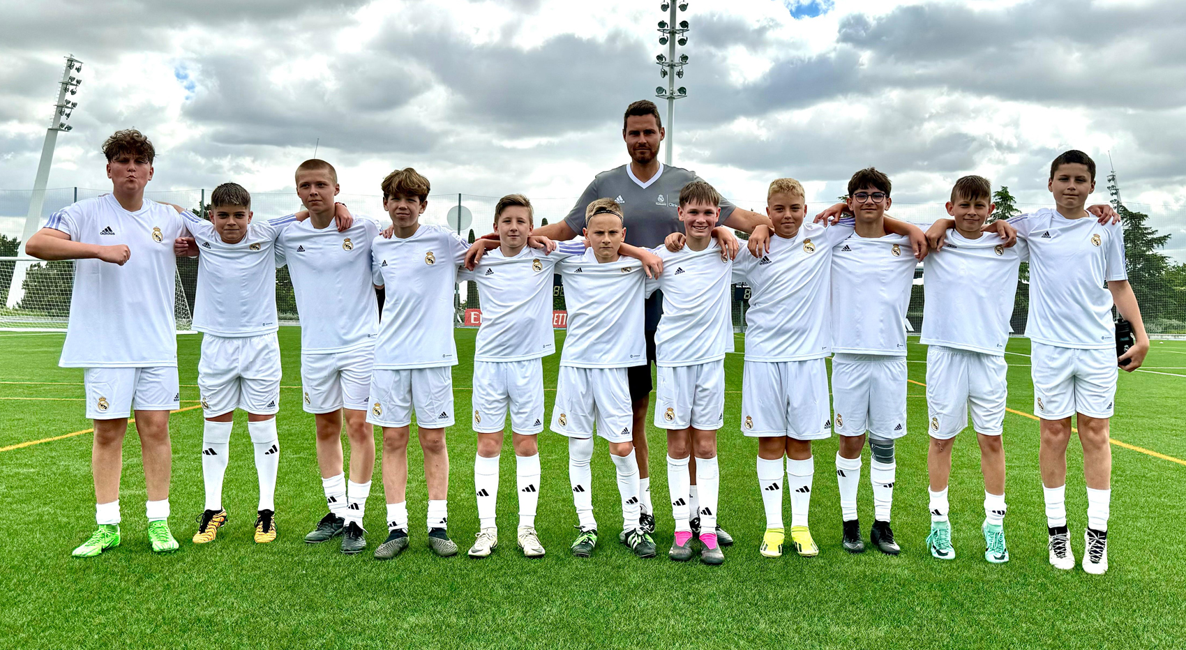 Dominik Jan�k: Zahrani�n� zku�enost je v�dy p��nosn�