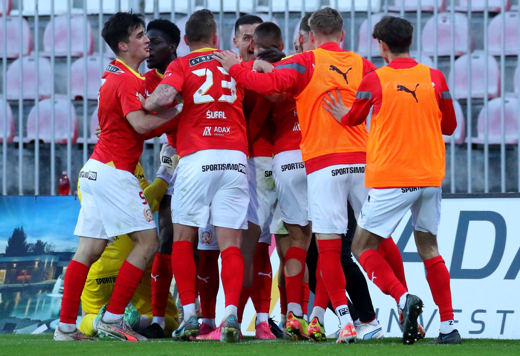 Prvn� jarn� v�hra! Proti Jihlav� rozhodl v z�v�ru Grane�n�