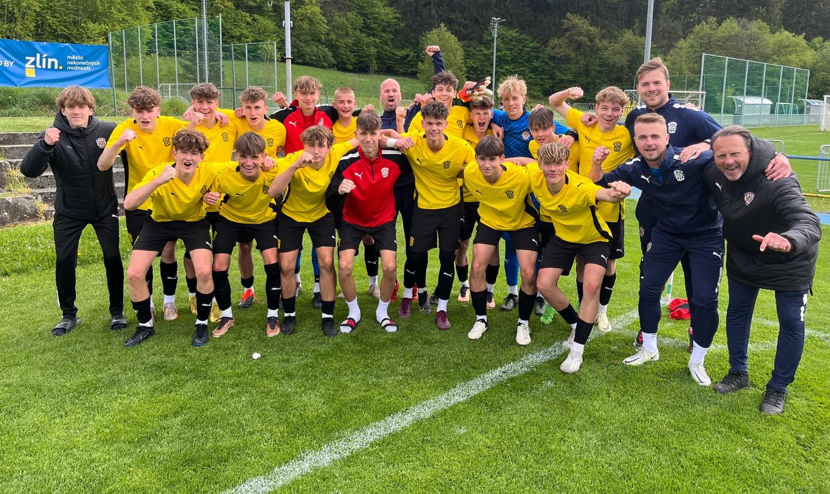 U16: Zbrojov�ci postoupili do fin�le Mare�kova memori�lu!