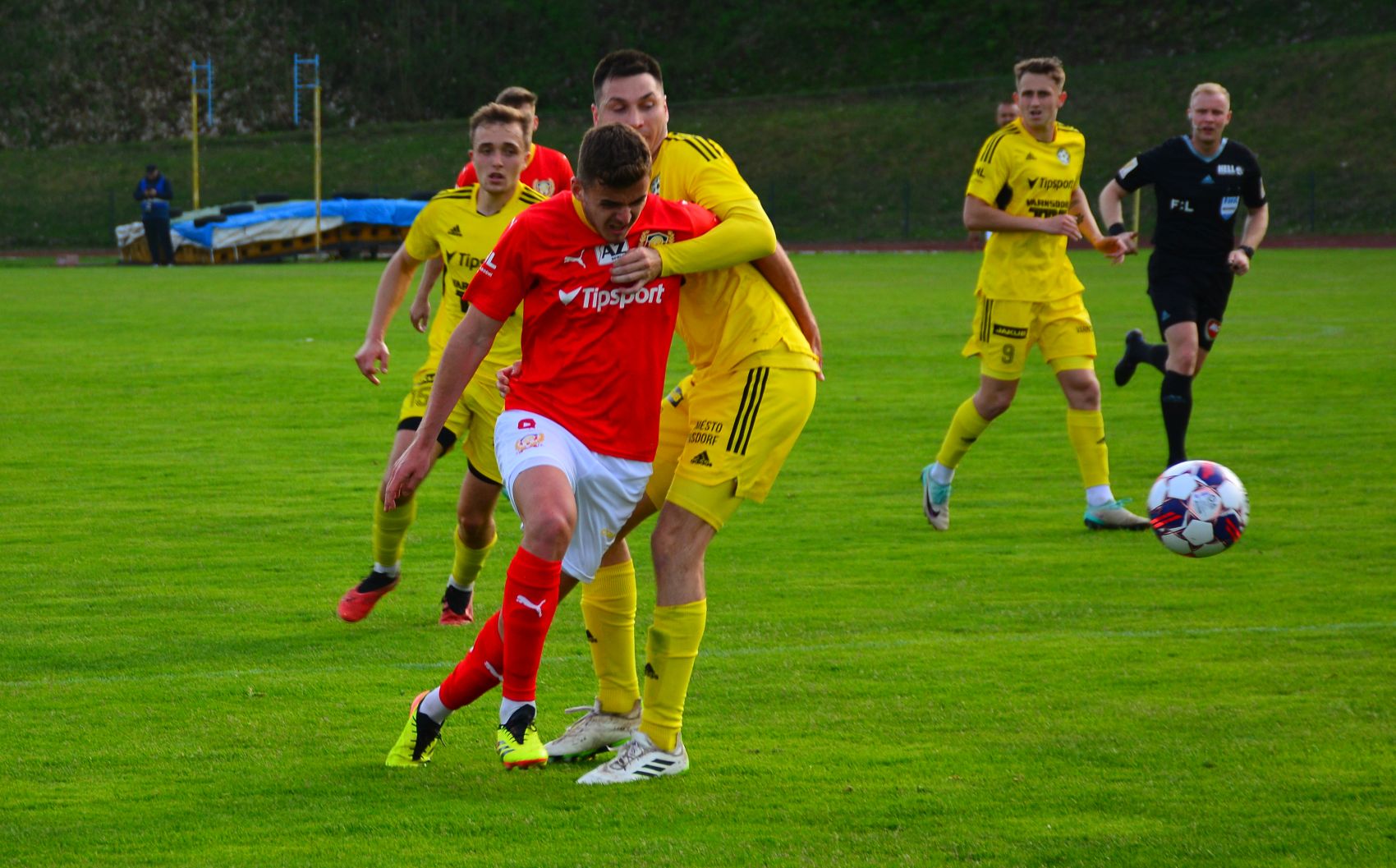 Zbrojovka ve Varnsdorfu nat�hla s�rii por�ek