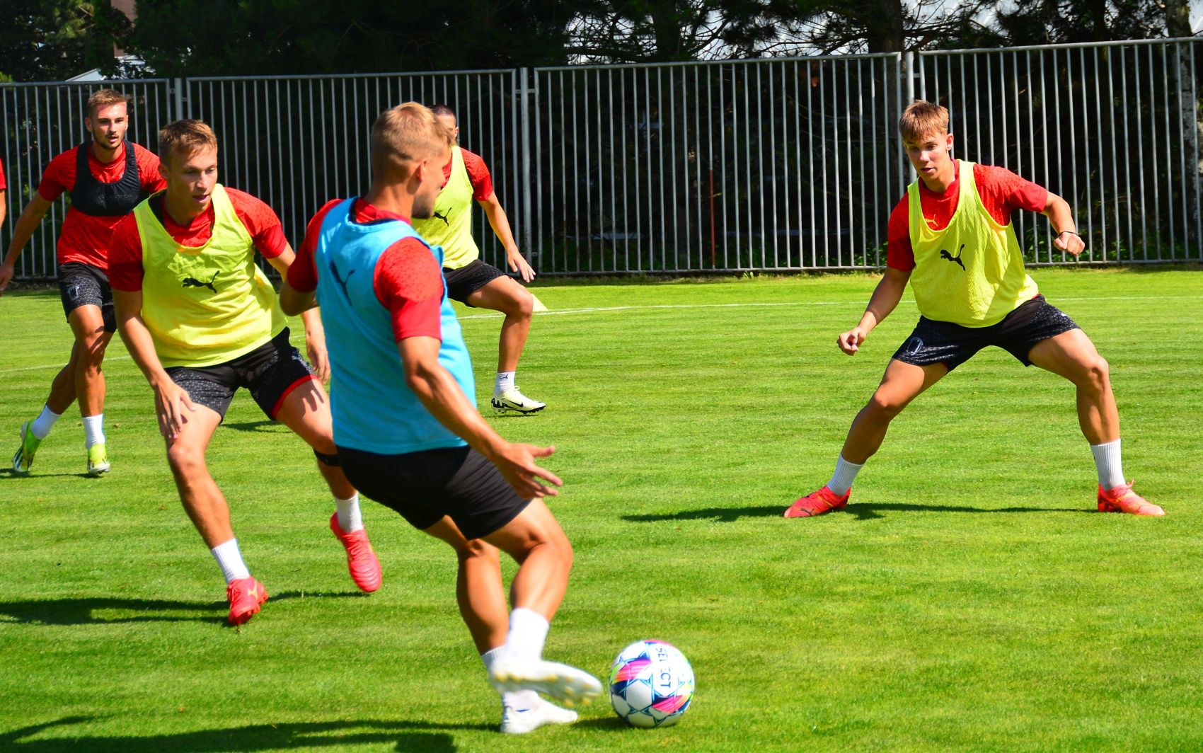 VIDEO: Prvn� letn� tr�nink