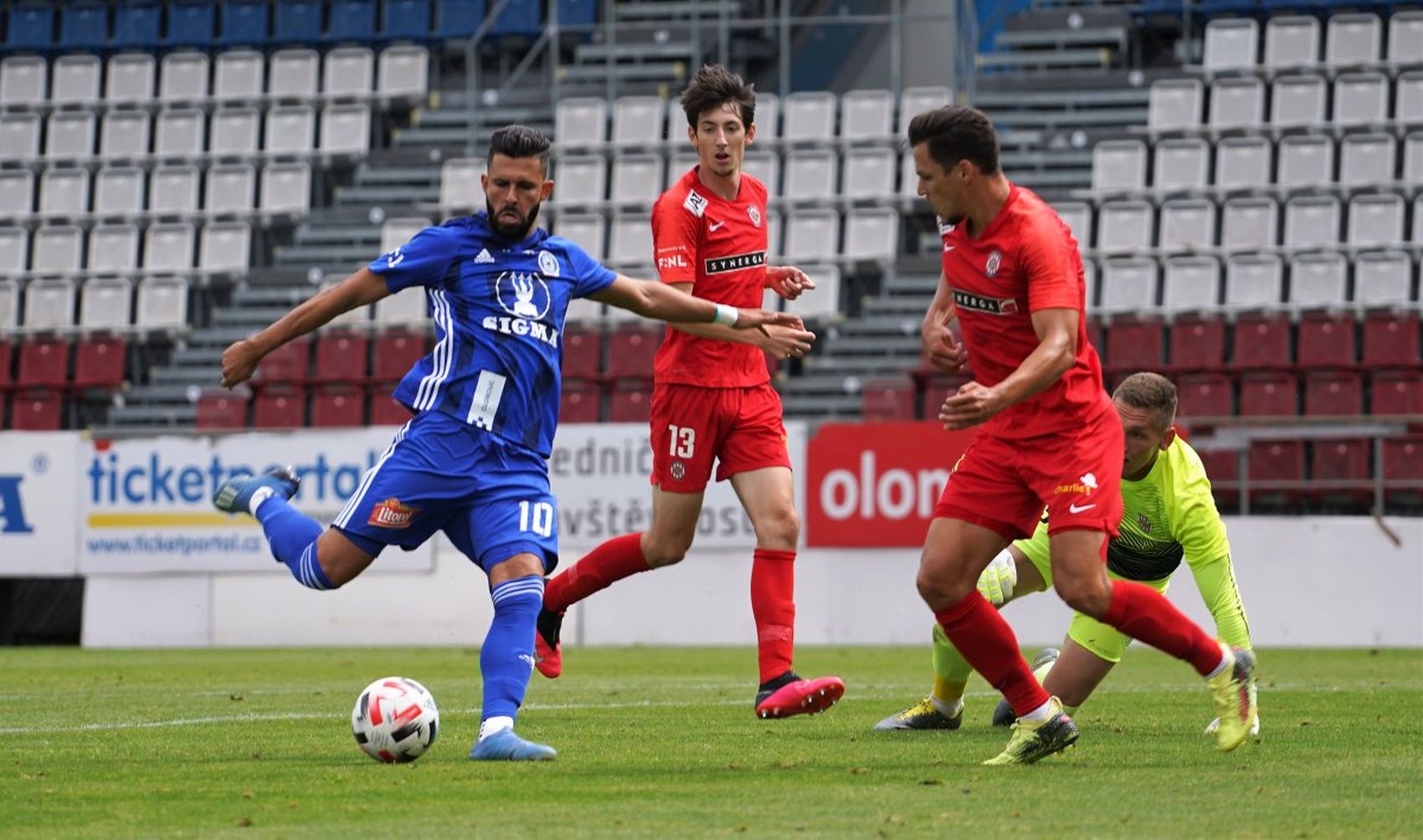 VIDEO: Sest�ih utk�n� v Olomouci