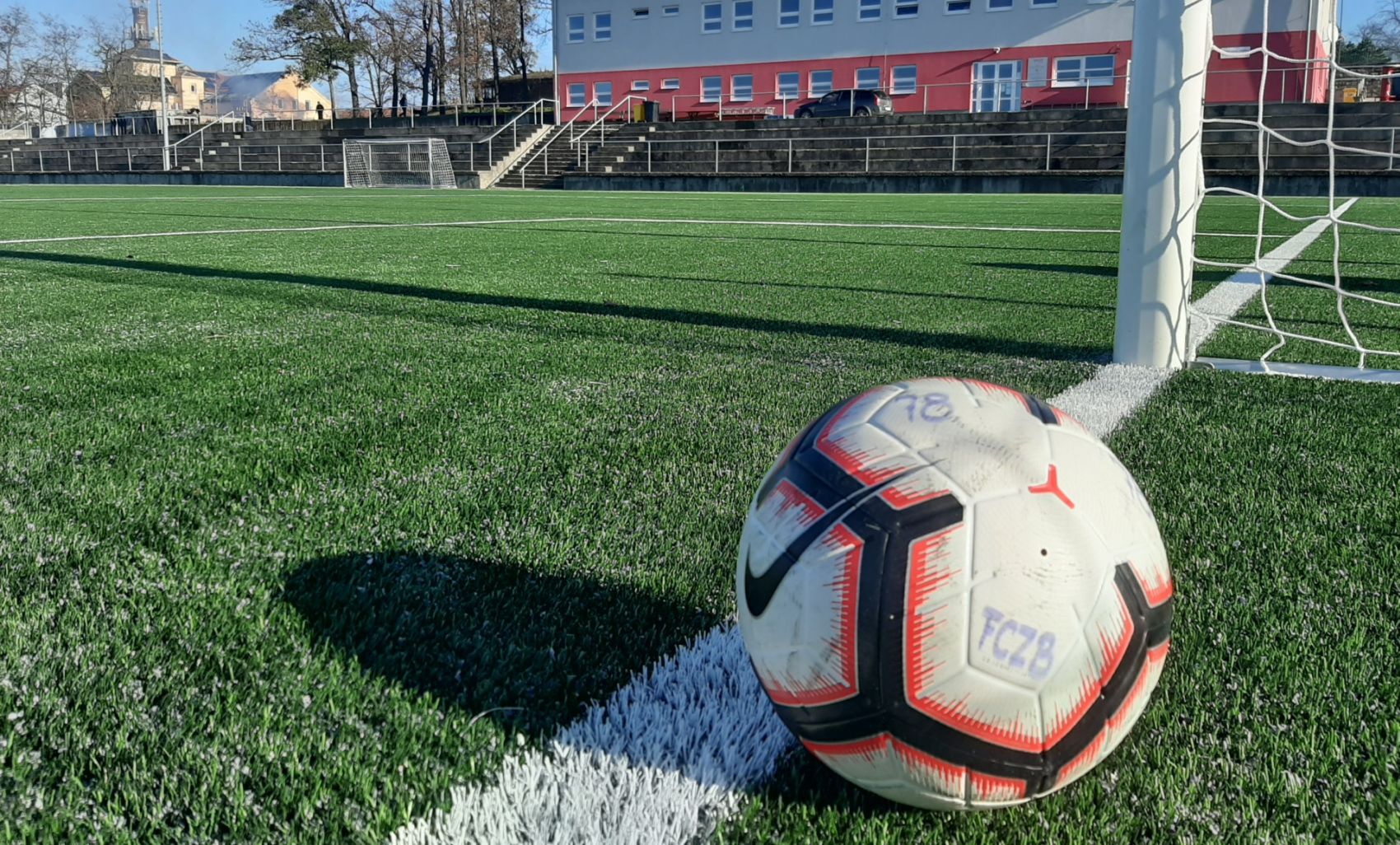 D�me na v�s - v hlasov�n� m��ete podpo�it v�ce��elov� h�i�t� v Tu�anech!