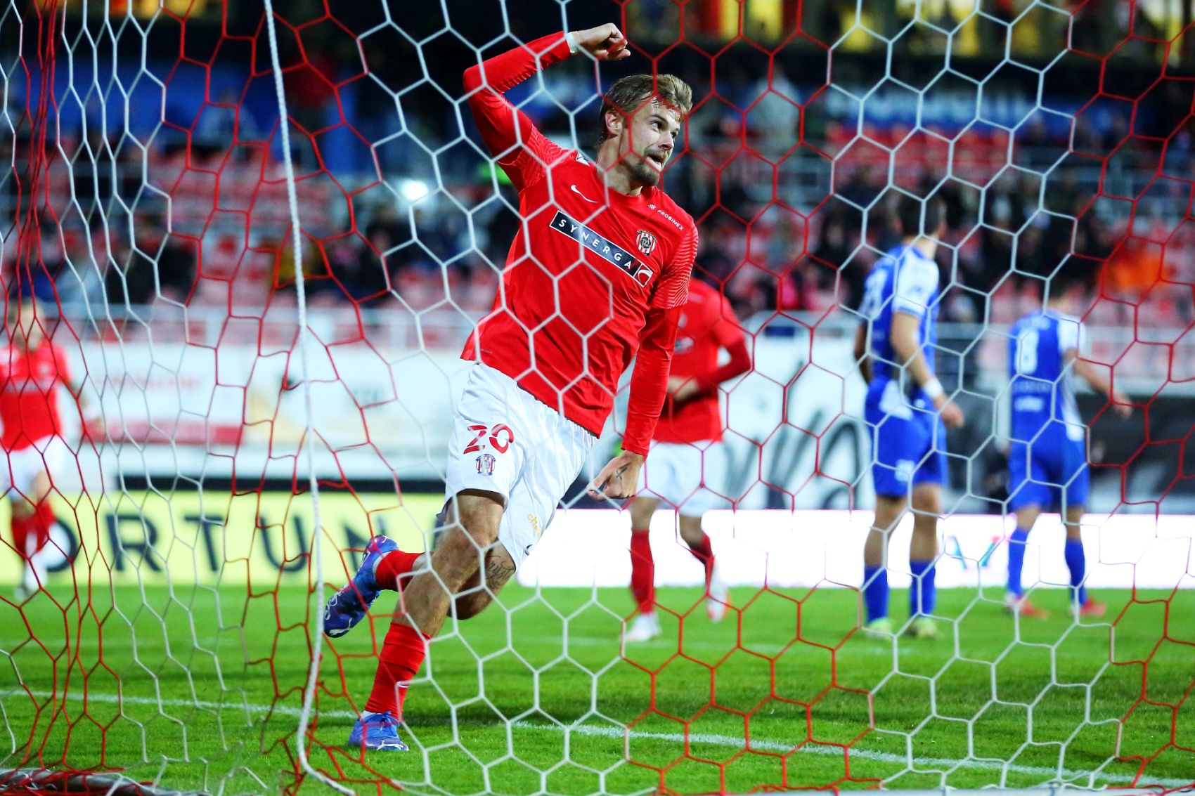 VIDEO: M�l jsem lehkou pozici, popisuje v�t�zn� g�l Hlad�k