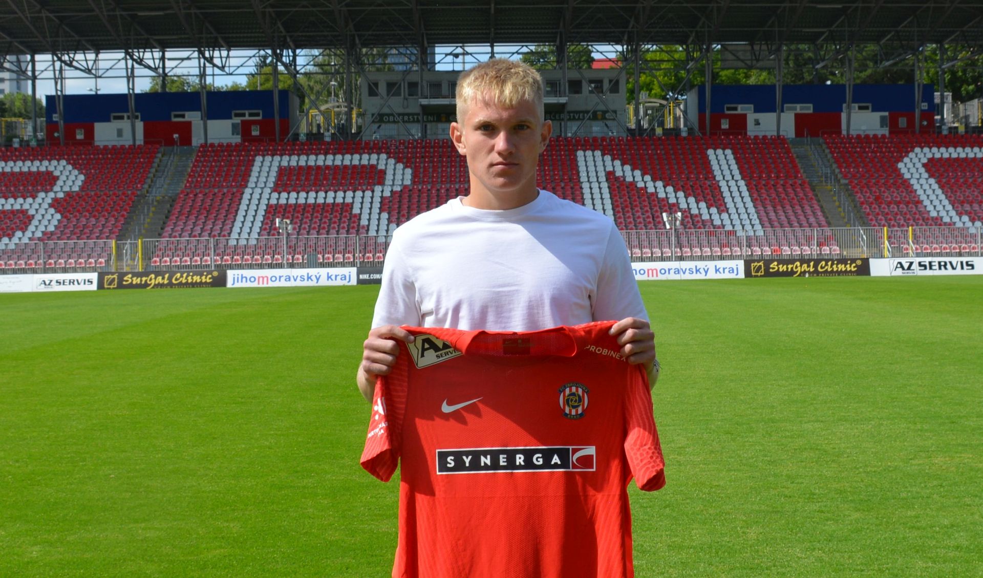 Profesion�ln� smlouvu ve Zbrojovce podepsal dorostenec Kohoutek