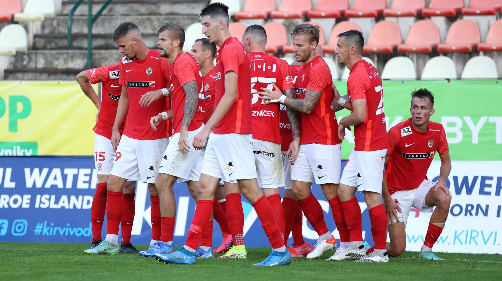 VIDEO: Sest�ih utk�n� v P��brami