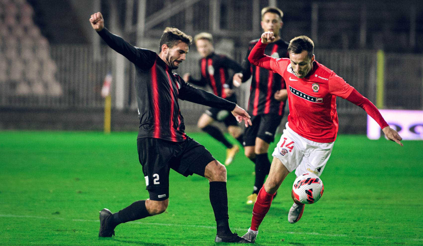 �i�kov pora�en, P�ichystal s Fouskem posunuli Zbrojovku na �pici