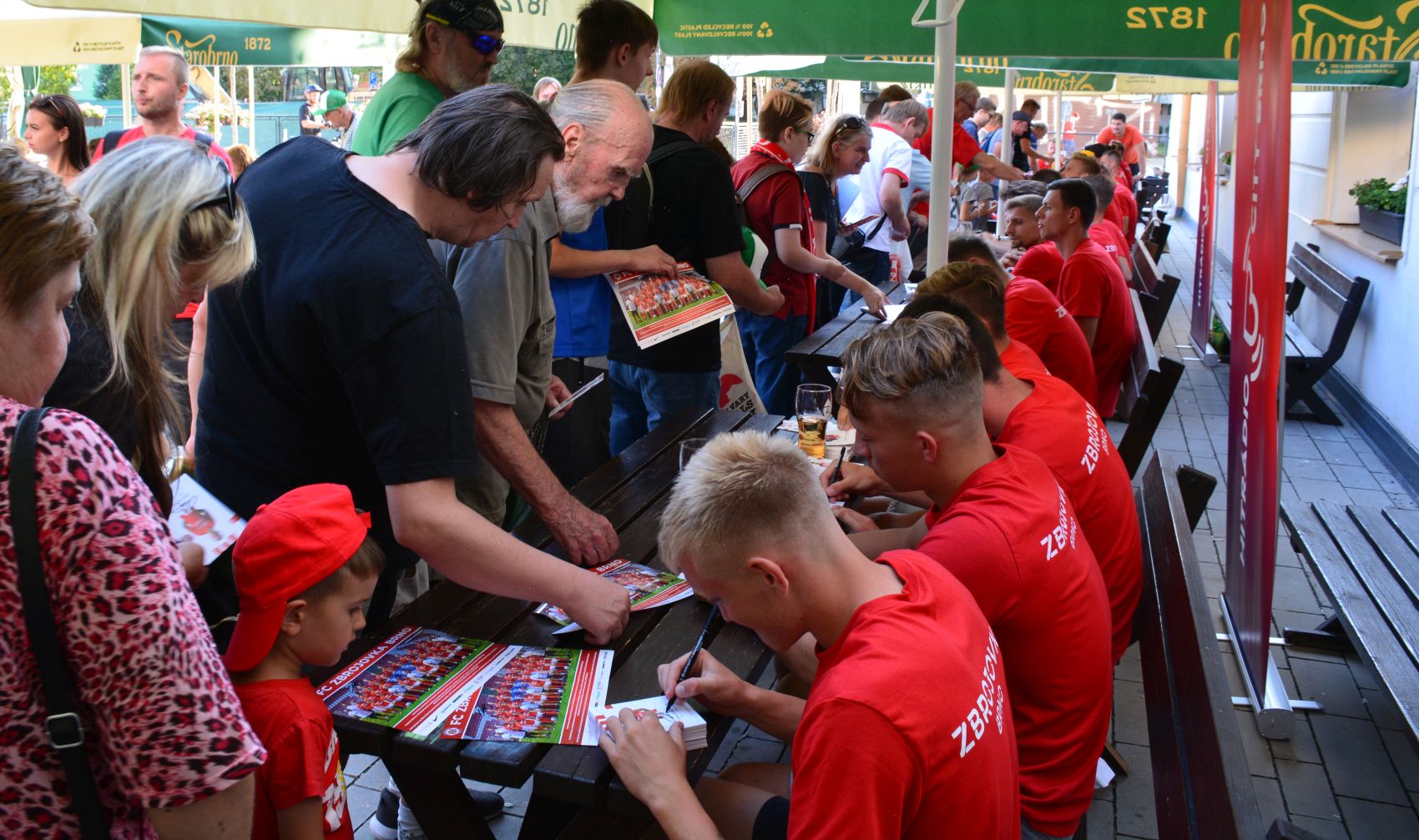 VIDEO: Autogrami�da v Pivovarsk� Starobrno