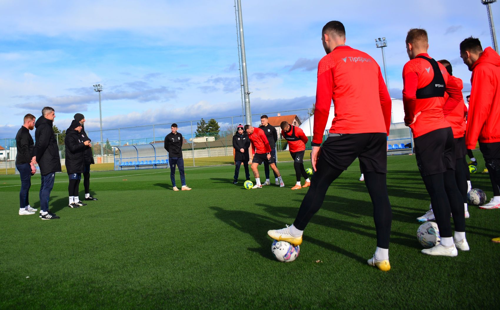 VIDEO: T�et� den v Senci