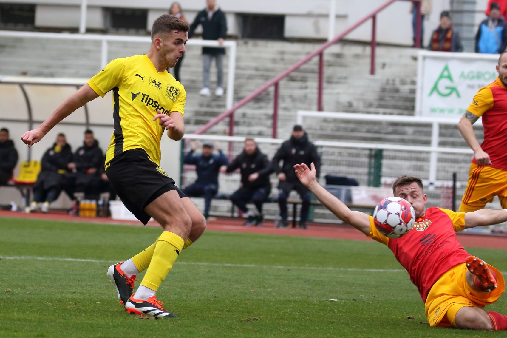 �estig�lov� p�est�elka na �vod jara: Zbrojovka remizovala na h�i�ti Dukly