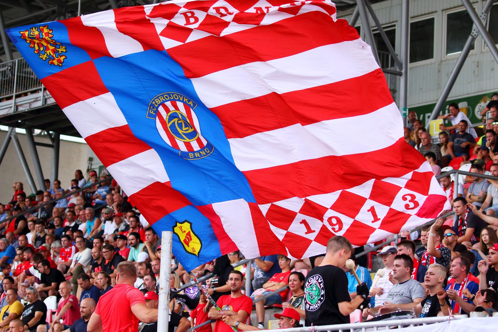 Omezen� provozu ve sportovn�m are�lu Vodova