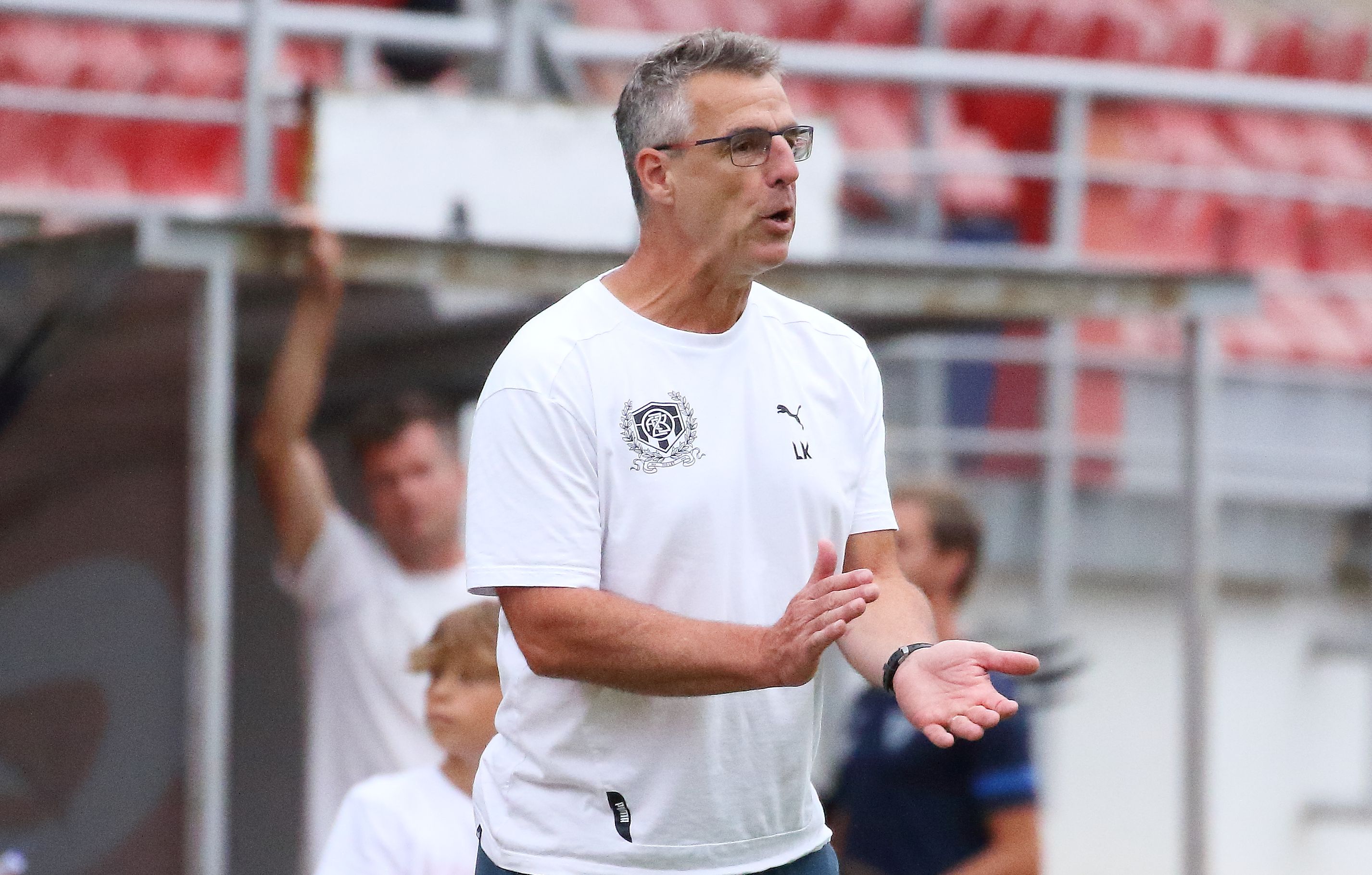 VIDEO: Tren�r Klus��ek po utk�n� s Duklou