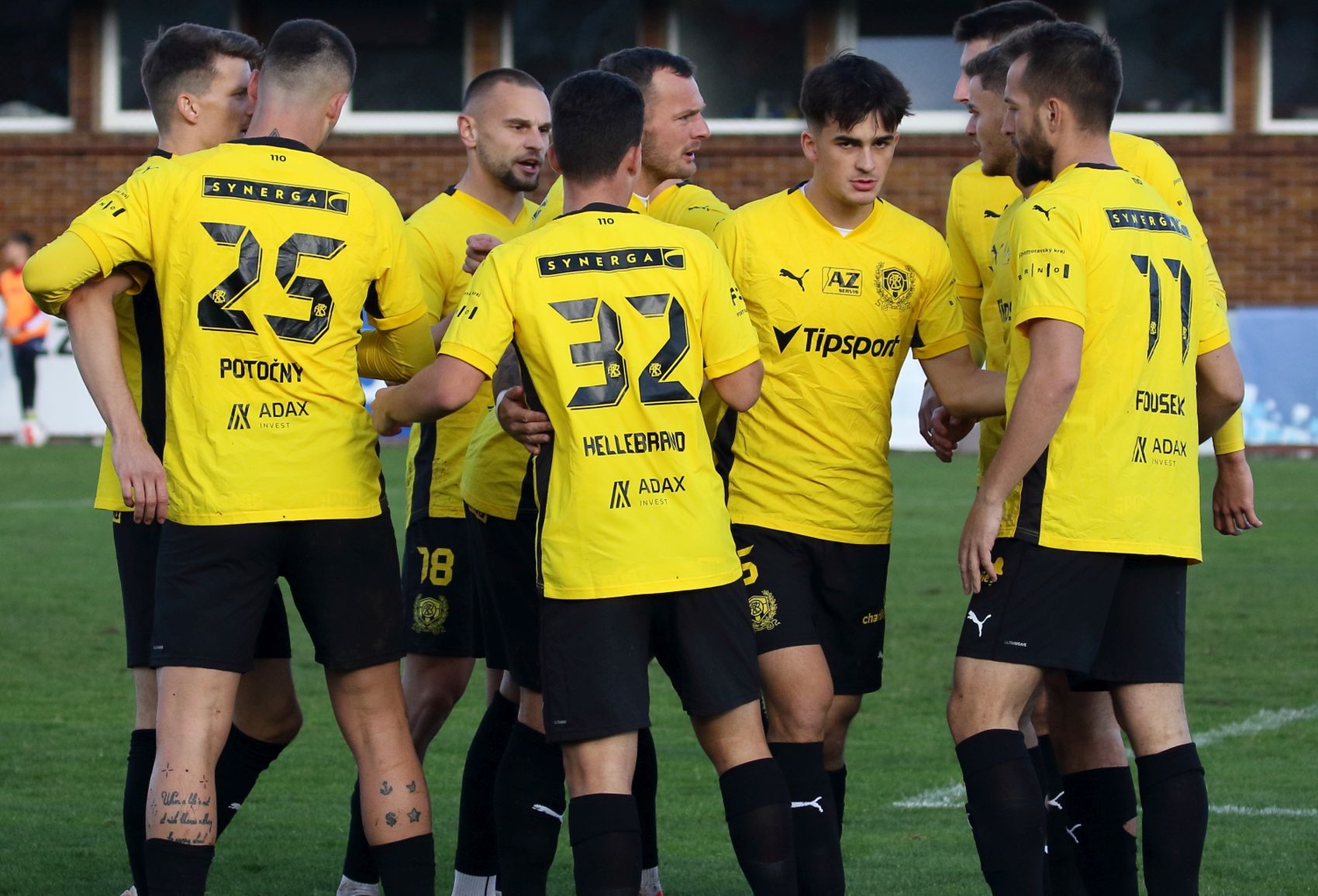 Znovu 3:0 - Zbrojovka veze v�hru z Krom���e