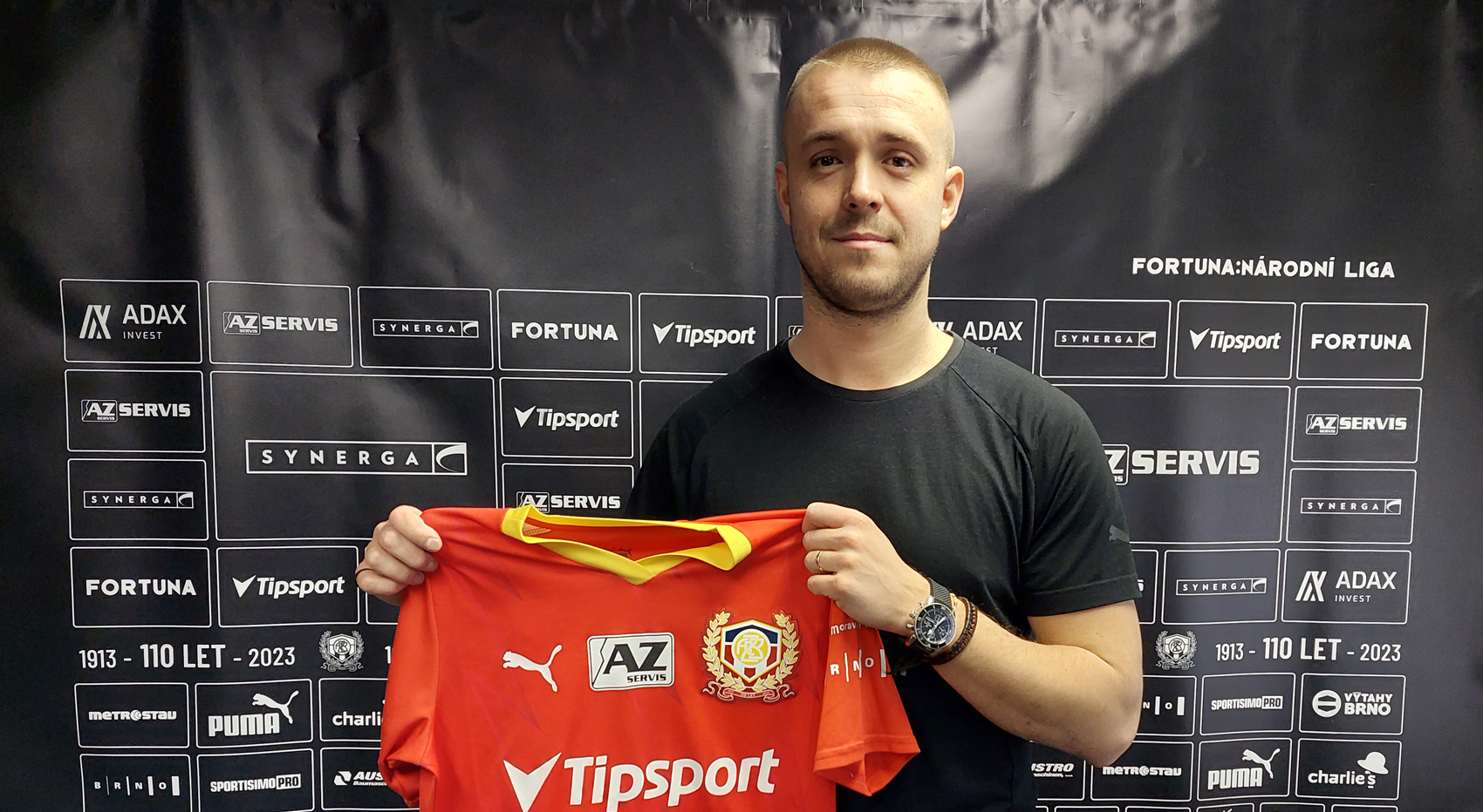 Tr�nink, pak podpis. Lud�k Pernica je definitivn� zp�tky v Brn�!