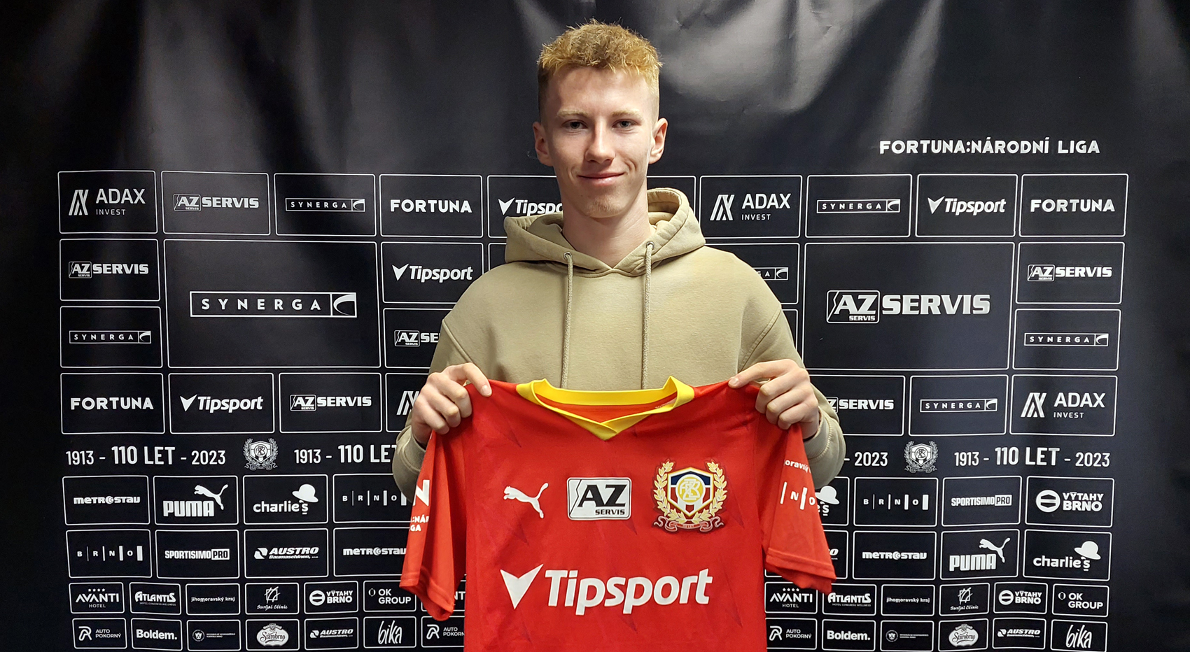 Smlouvu dnes prodlou�il tak� Zden�k Toman!