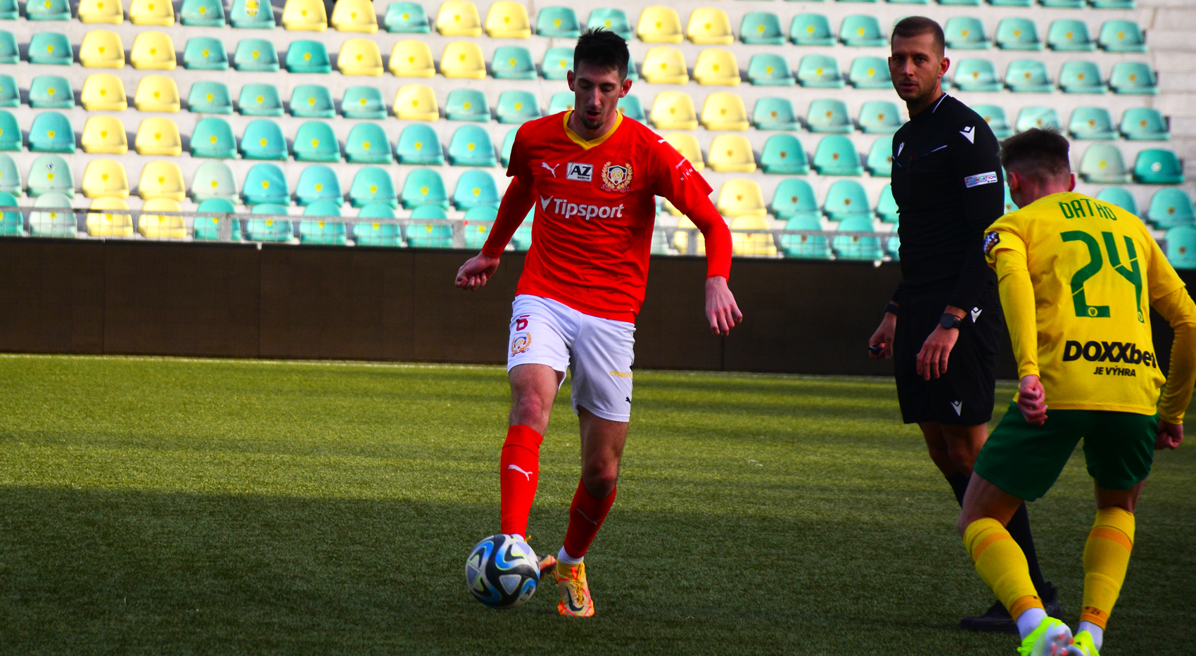 VIDEO: Sest�ih p��pravn�ho utk�n� v �ilin� (2:2)