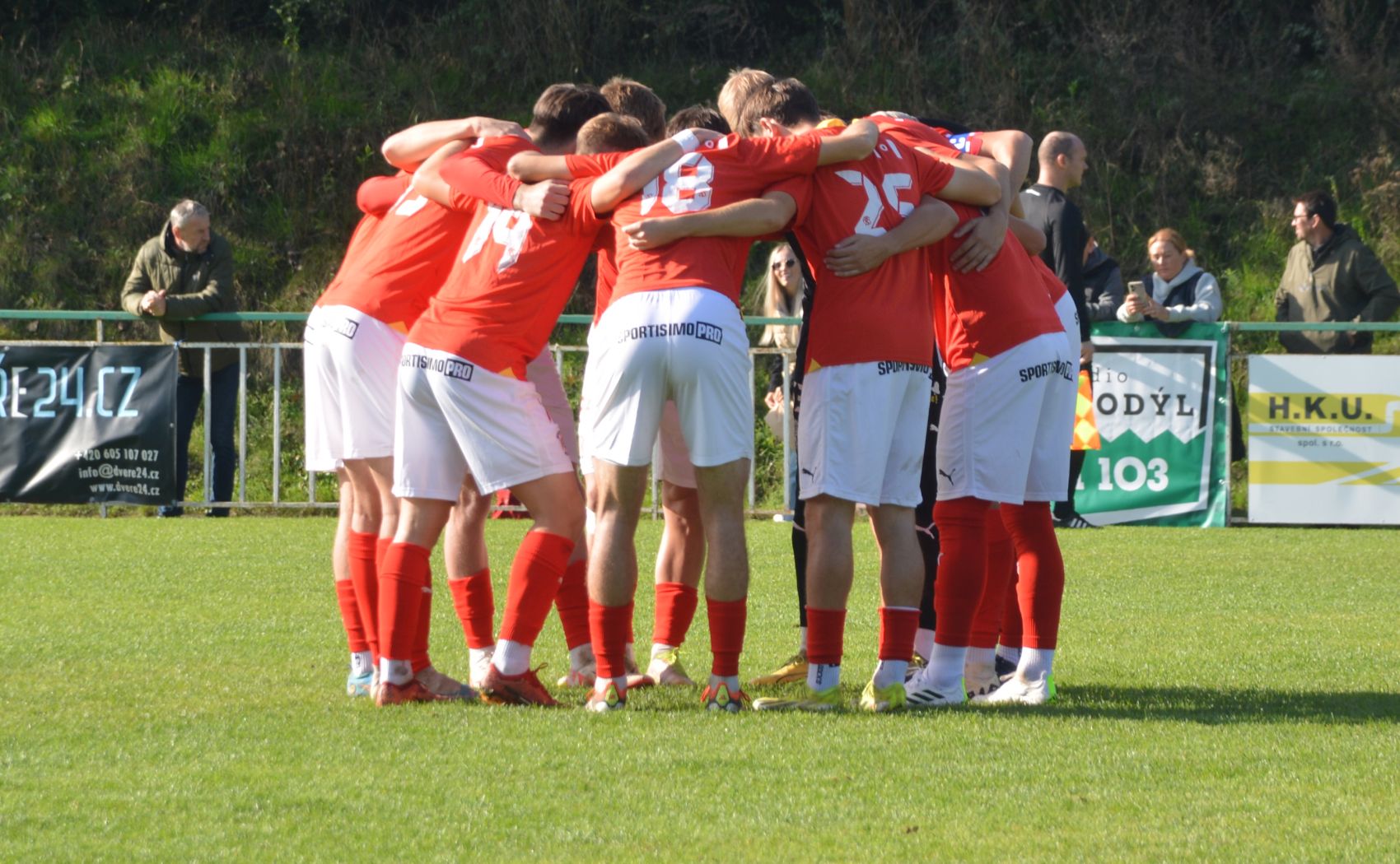 B��ko bere s Fr�dkem-M�stkem bod