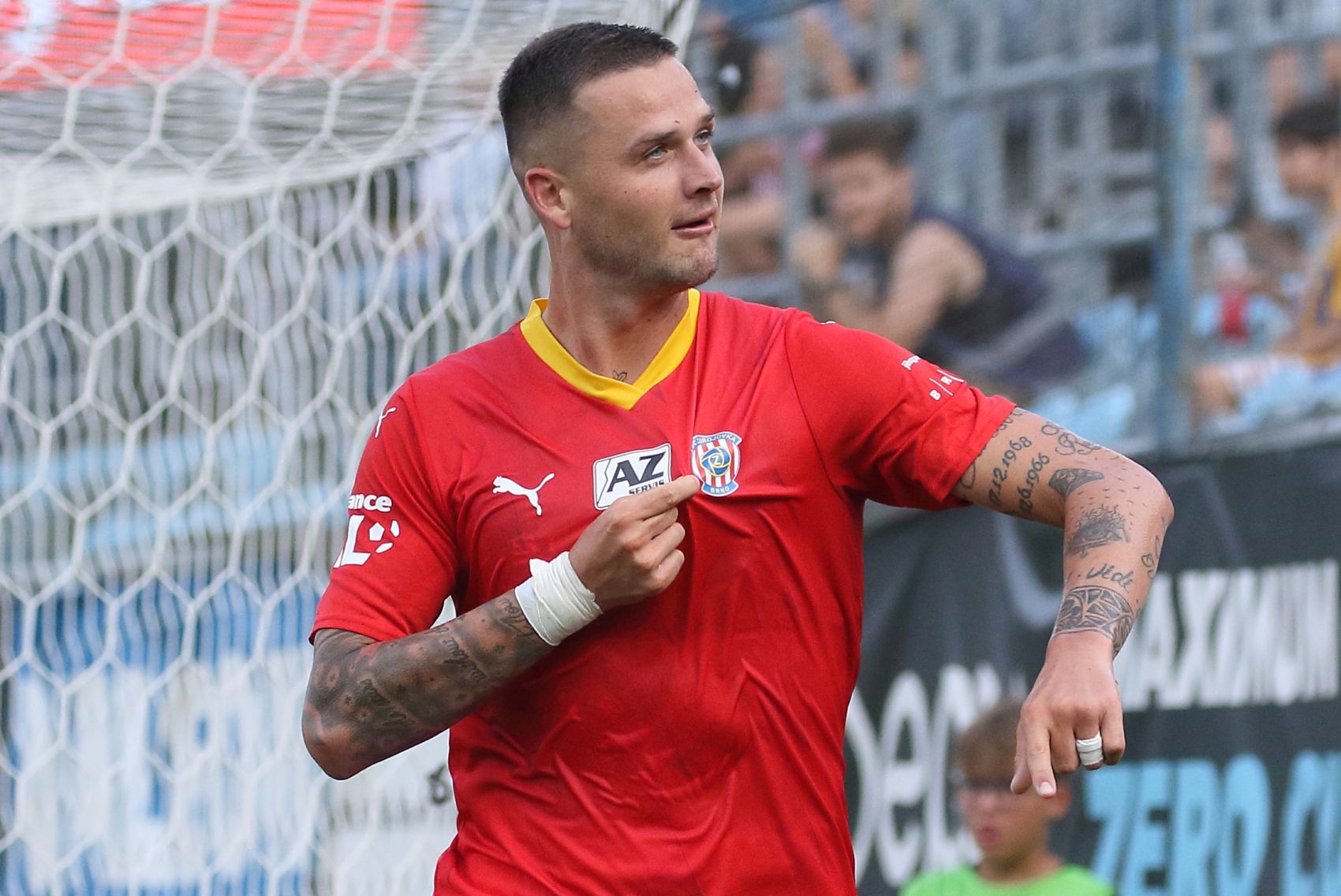 Dvoug�lov� hrdina Poto�n� vyst�elil Zbrojovce na h�i�ti b��ka Ban�ku t�i body