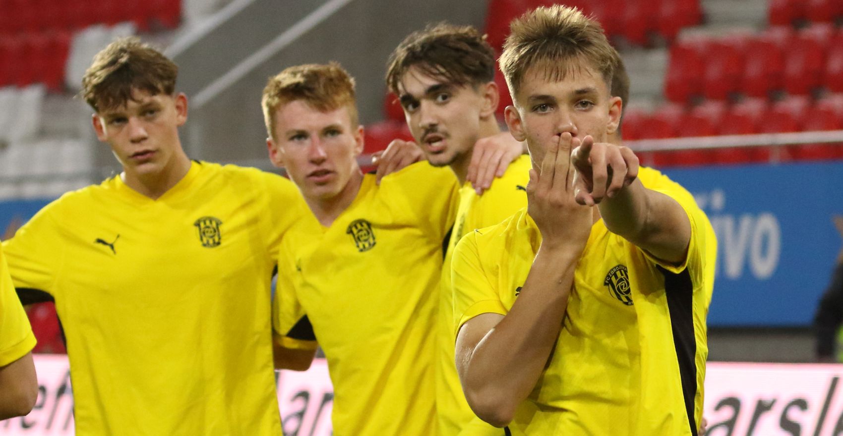 U19: Drama a t�sn� prohra na �vod UYL