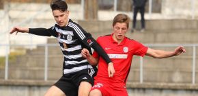 U19: T�i body s Hradcem trefil v z�v�ru Rogo�an