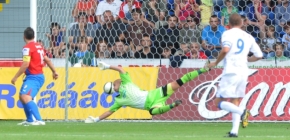 Zachr�n�n� Zbrojovka se v ned�li vyd� do Plzn�