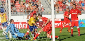 Zbrojovka v prvn�m dom�c�m z�pase remizovala s Teplicemi