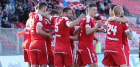 Zbrojovka si poradila s Pardubicemi a posko�ila na bar�ov� p���ky