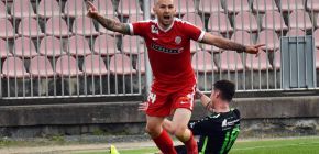 VIDEO: Sna��m se b�t tam, kde m�m b�t, usm�v� se st�elec �tepanovsk�