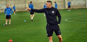 Tren�r �ustr po utk�n� s T�borskem