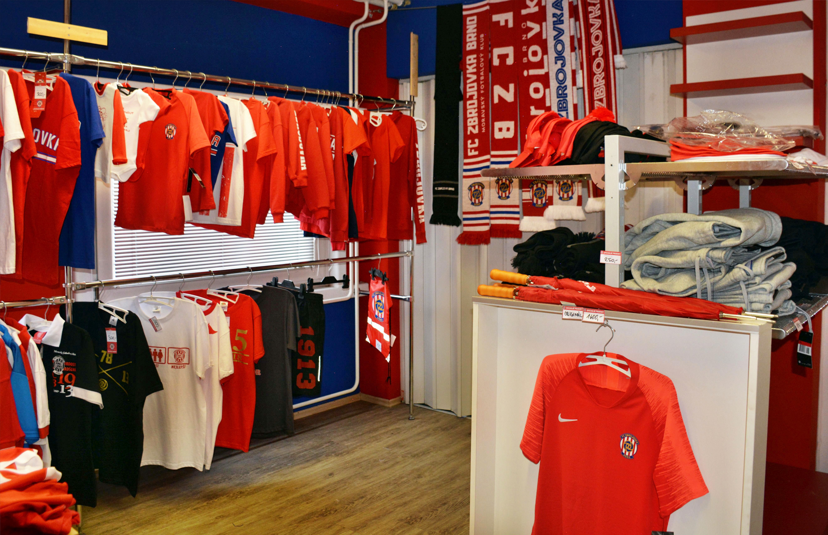 Fanshop znovu otev�e 19. ledna