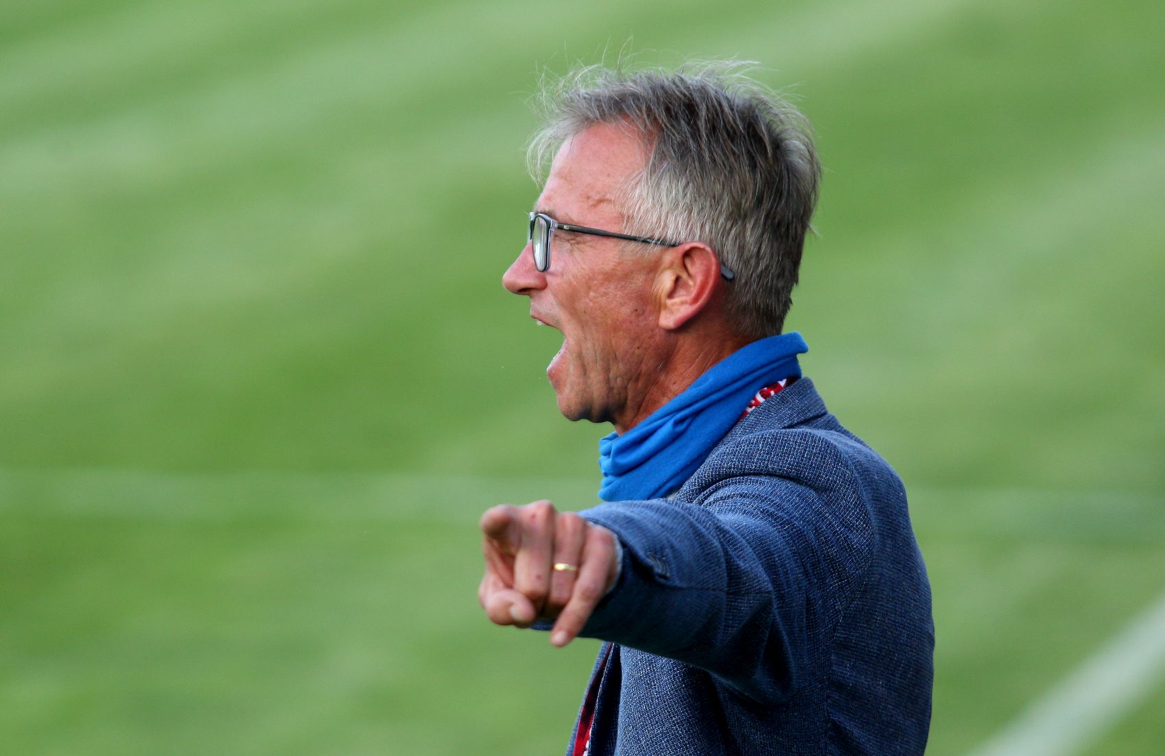 Tren�r Mach�lek p�ed utk�n�m s Karvinou