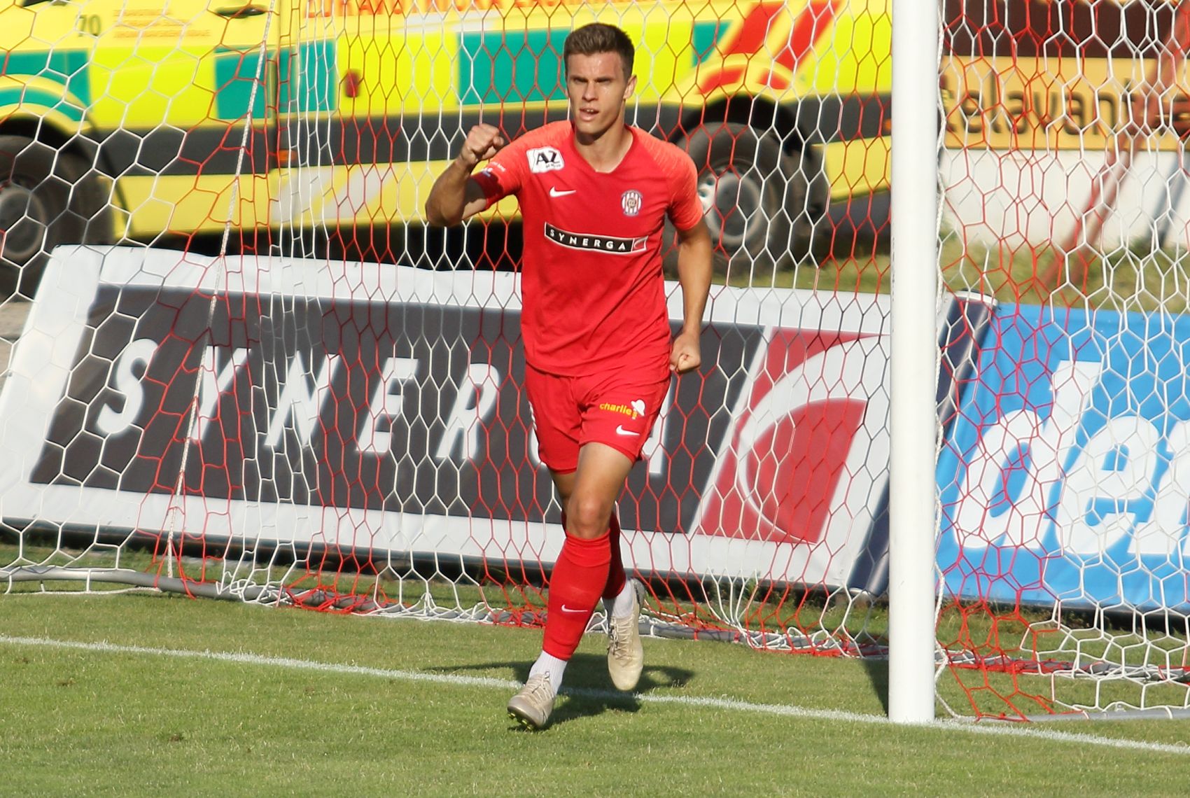 Anton�n R�sek z�st�v� ve Zbrojovce