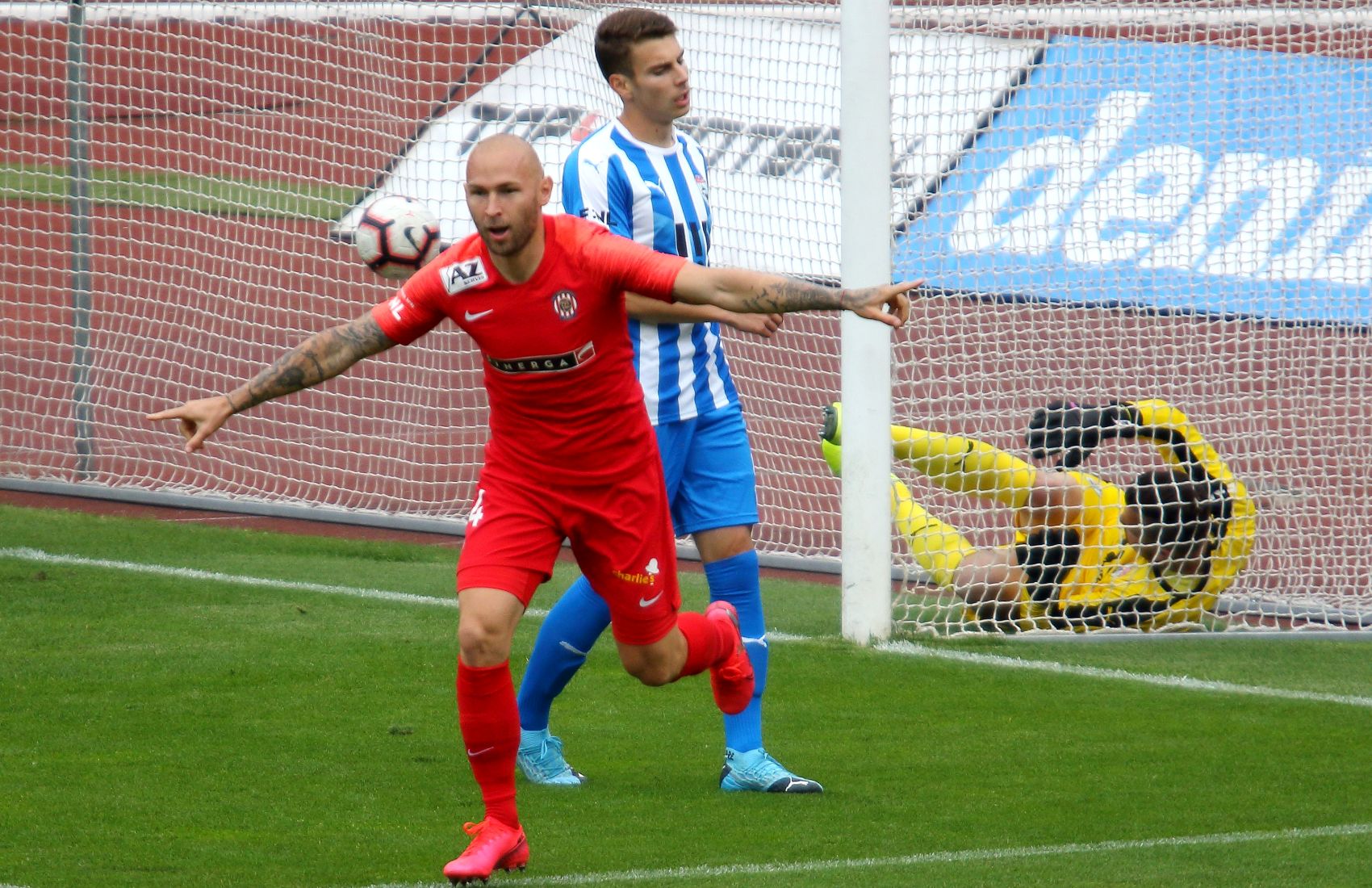 V�tkovice, t�et� minuta, roh. �as pro Petera �tepanovsk�ho!