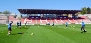 VIDEO: Zbrojov�ci za�ali se skupinov�m tr�ninkem