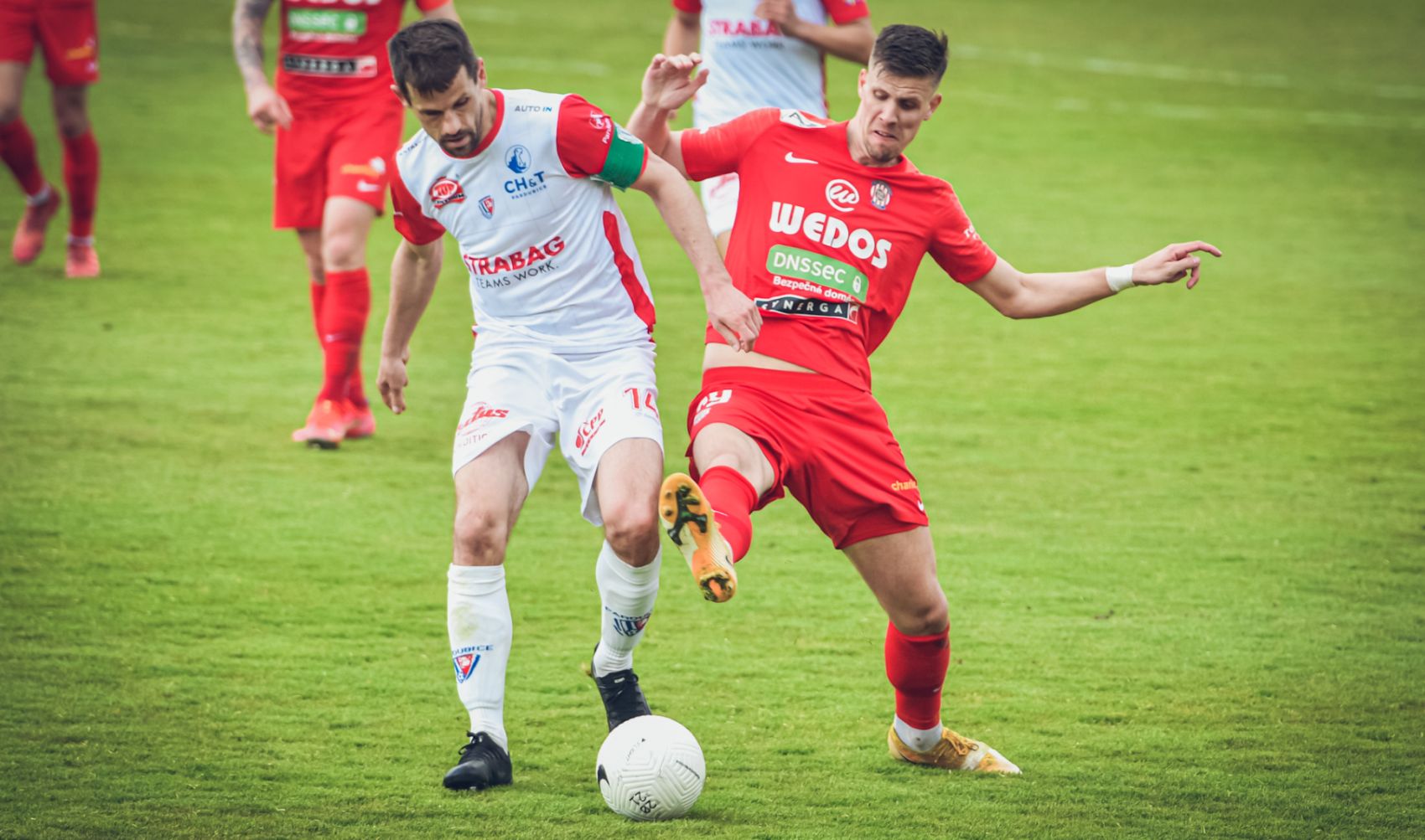 Zbrojovka podlehla Pardubic�m