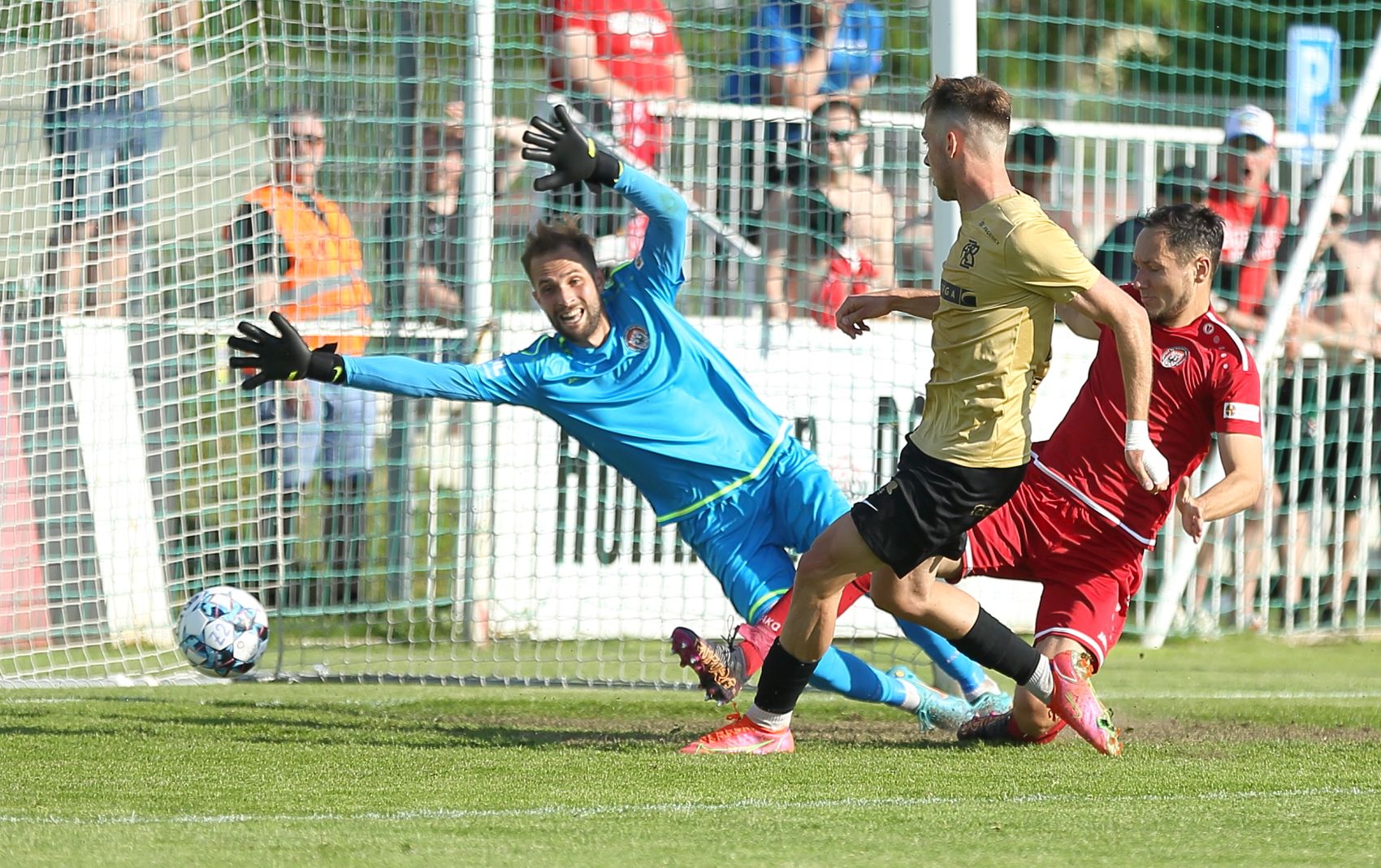 VIDEO: Sest�ih utk�n� v Chrudimi