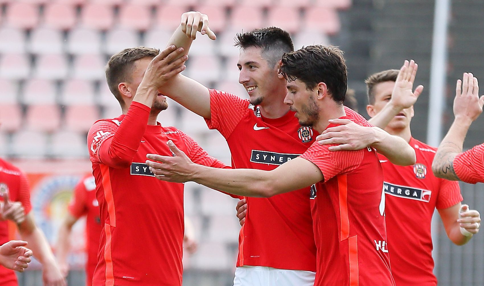 ROZHOVOR: Ota to kopnul skv�le, chv�lil par��ka st�elec Endl