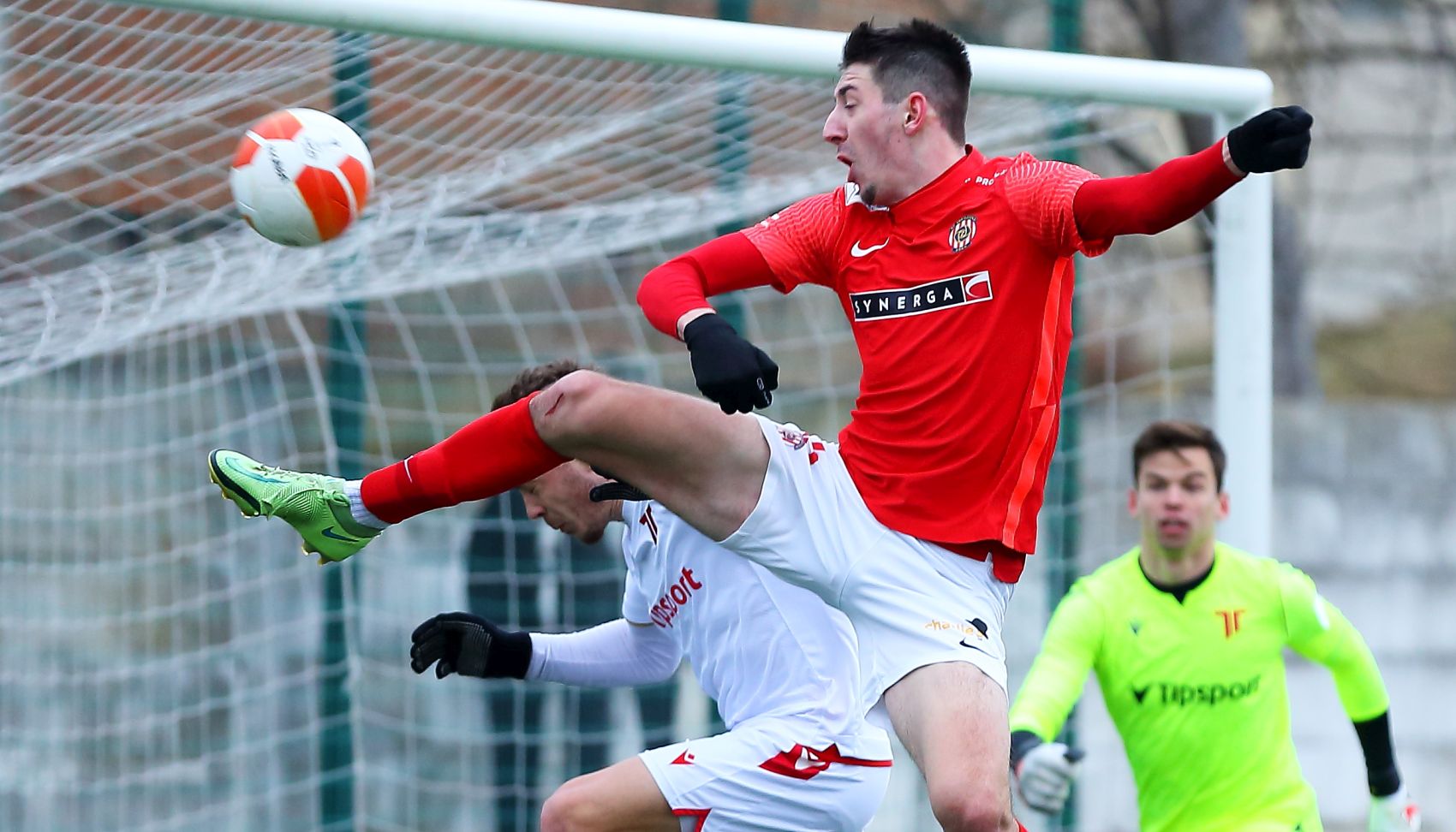 VIDEO: Luk� Endl po utk�n� s Tren��nem