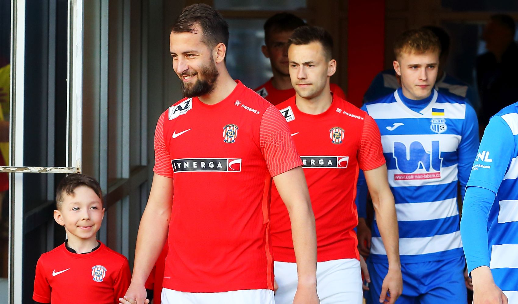 VIDEO: �eva to kopnul fantasticky, chv�lil spoluhr��e Fousek